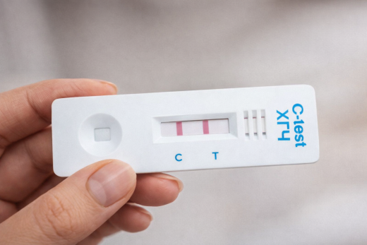 Тест на беременность в тест-картридже 